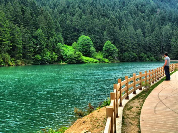 تور ترابزون، باتومی و اووزنگل